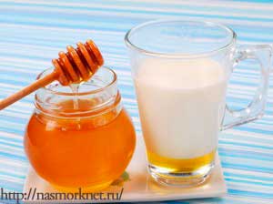 Молоко і мед при кашлі