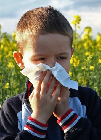 Алергічний нежить у немовляти: що потрібно знати кожному з батьків