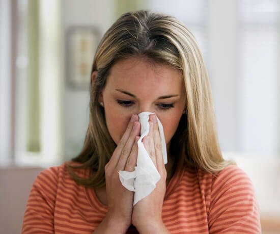 Що таке алергічний нежить і з за чого він виникає?