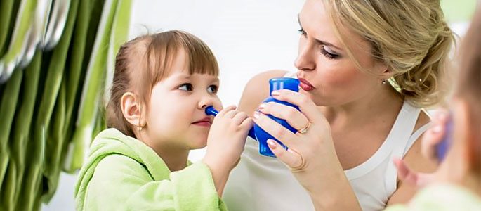 Чим промити ніс при нежиті дитині або дорослому?