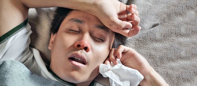 Вухо погано чує, але не болить – причини недуги і як від нього позбавитися?