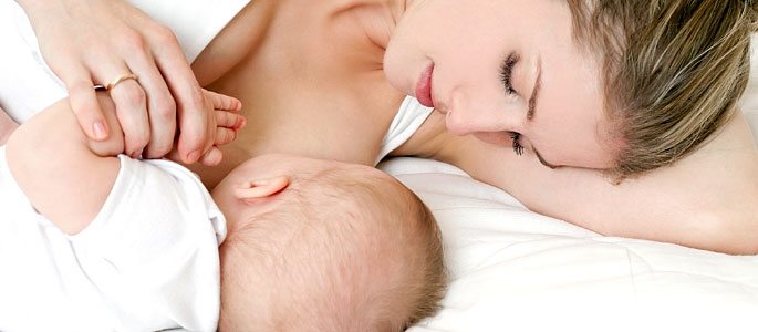 Чим лікувати нежить у годуючої мами?