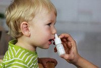Закладеність носа у дитини – лікування, причини, краплі