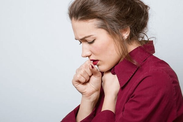 Чим полоскати горло при болях і запаленнях в домашніх умовах: засоби та препарати