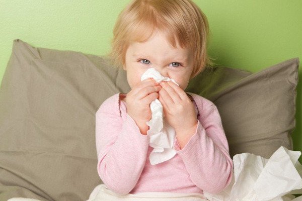 Інфекційний хронічний риніт та алергічний: причини і лікування