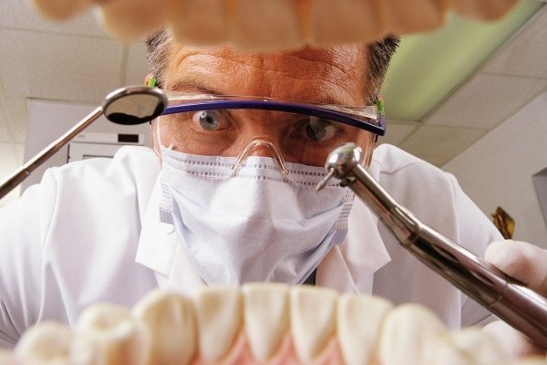 Чи можна лікувати зуби при нежиті та застуди?