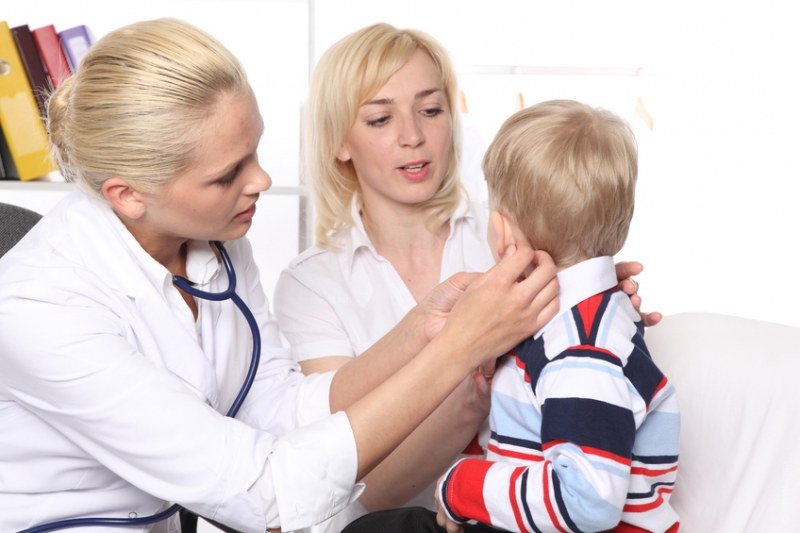 Тубоотит (євстахіїт) у дітей: причини, симптоми і лікування