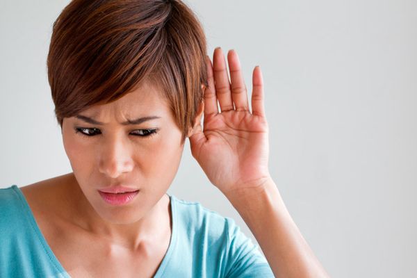 Вправи для поліпшення слуху при приглухуватості: які і як робити
