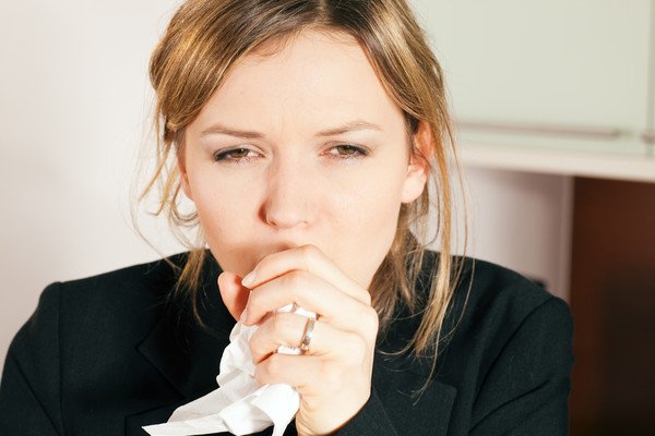 Запалення язичка в горлі: симптоми, причини та лікування в домашніх умовах
