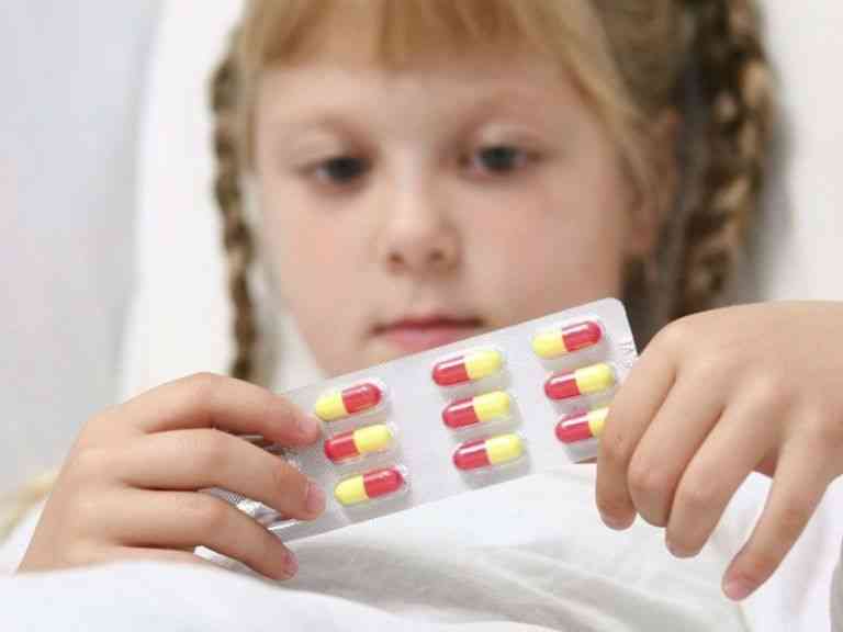 Антибіотики для дітей при кашлі і нежиті   5 сузмензий (назви)