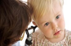 Отит середнього вуха у дітей: симптоми і лікування