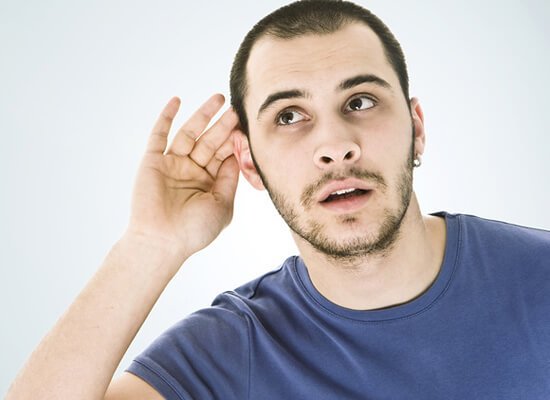 Втрата слуху (глухота): симптоми, причини, лікування