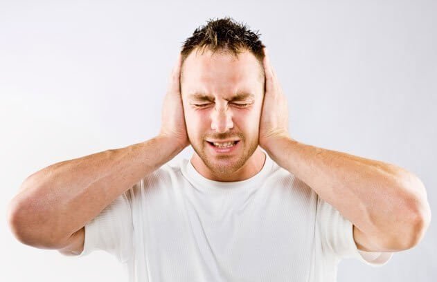 Дзвін у вухах: причини і методи лікування