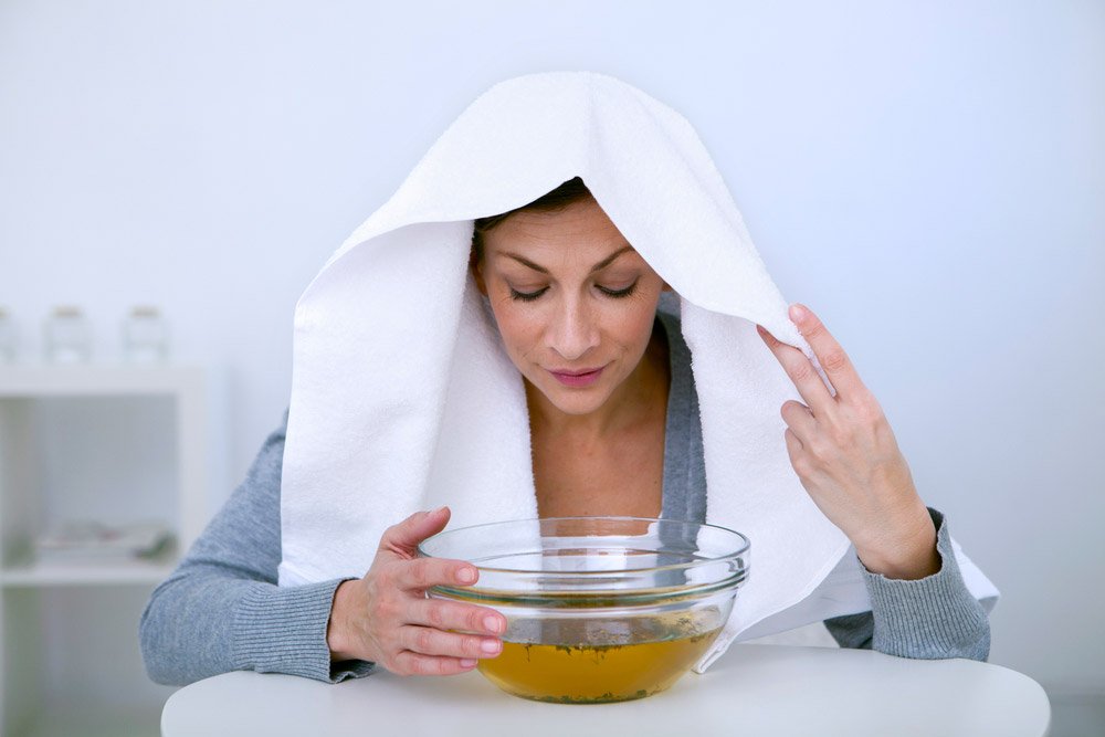 Чим корисний мед при простудному захворюванні: цілющі властивості та рецепти