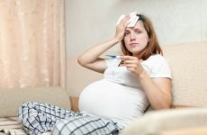 Лікування вагітних при ГРЗ: можливі ускладнення та ризики для дитини