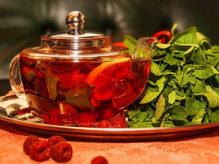 Рецепти з малиною при лікуванні застуди: варення і жарознижувальний чай